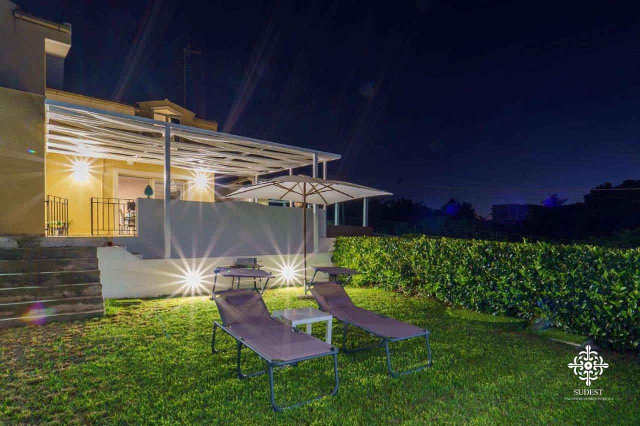 Villa Vittoria - Waterfront House 奥古斯塔 外观 照片